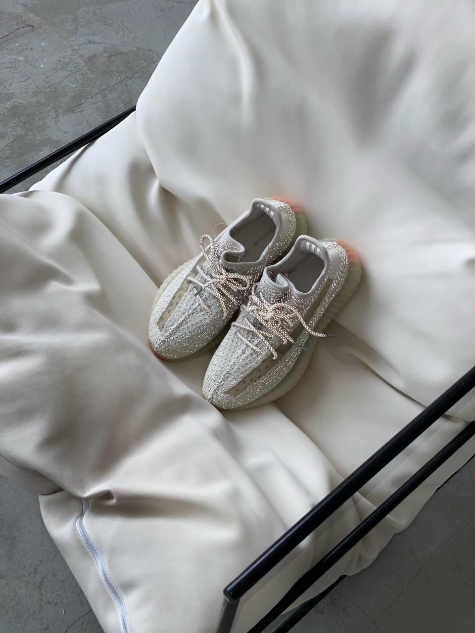 Adidas Yeezy Boost 350 V2 Yeshaya 1