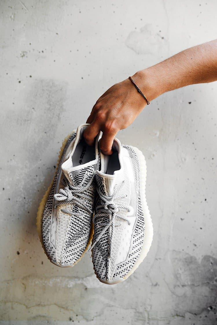 Adidas Yeezy Boost 350 V2 Topen (Рефлективные Шнурки)