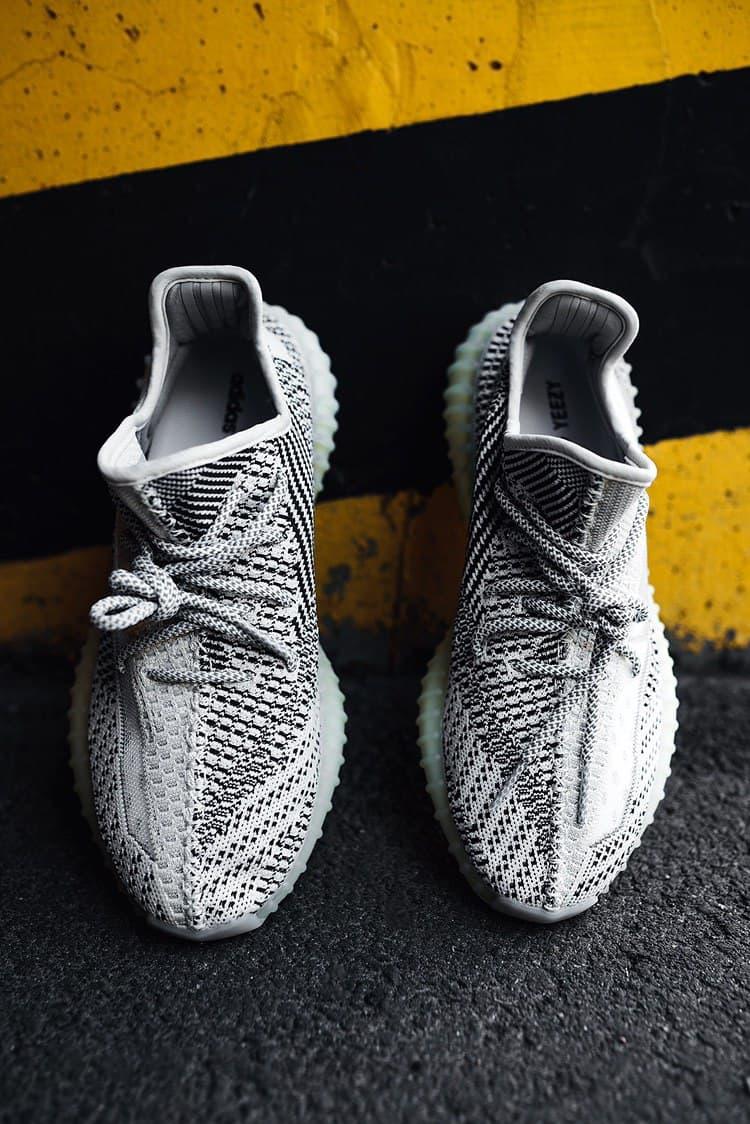 Adidas Yeezy Boost 350 V2 Topen (Рефлективные Шнурки)