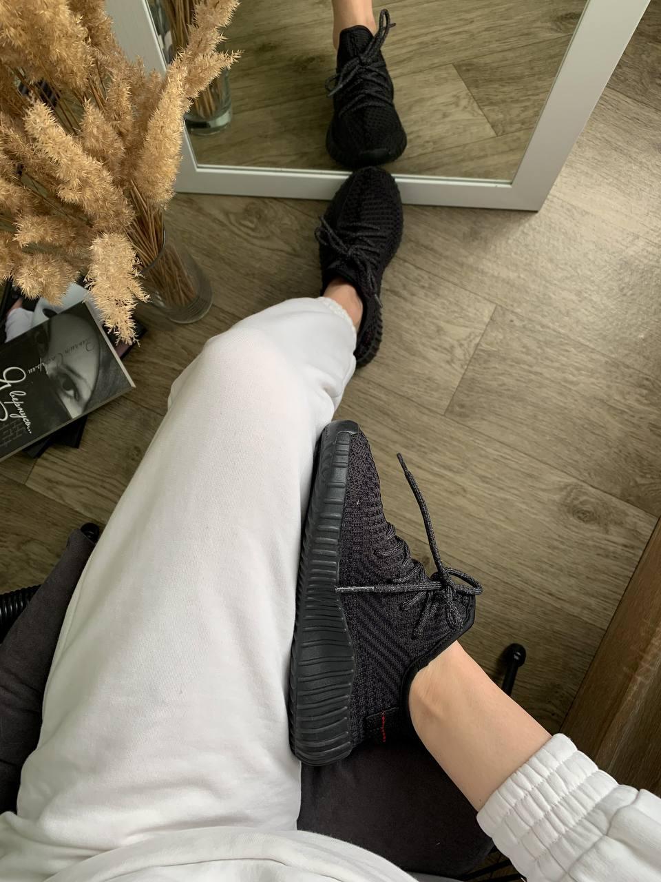 Adidas Yeezt Boost 350 V2 Black (Рефлективні Шнурки)