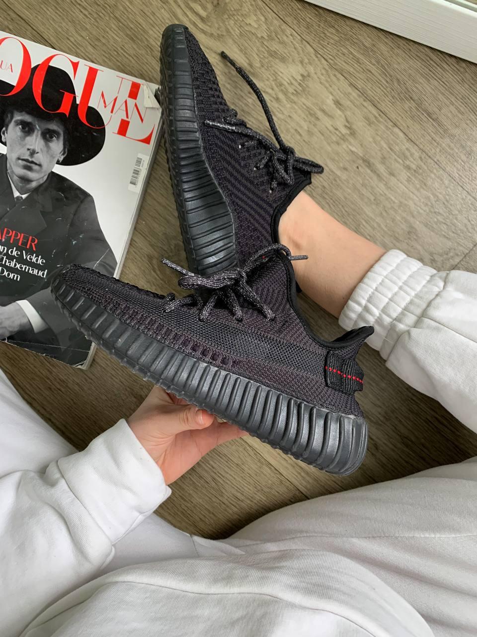 Adidas Yeezt Boost 350 V2 Black (Рефлективні Шнурки)