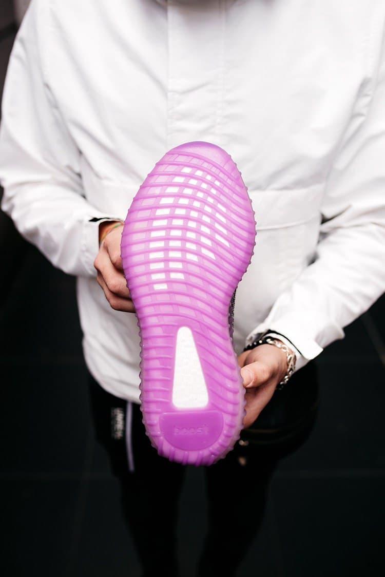 Adidas Yeezy Boost 350 V2 Yeshaya 2