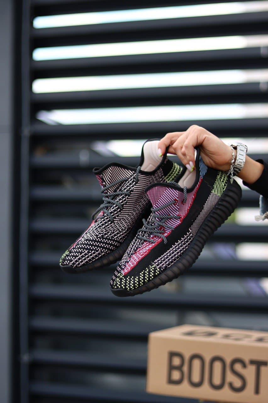 Adidas Yeezy Boost 350 V2 Holiday (Рефлективные шнурки)
