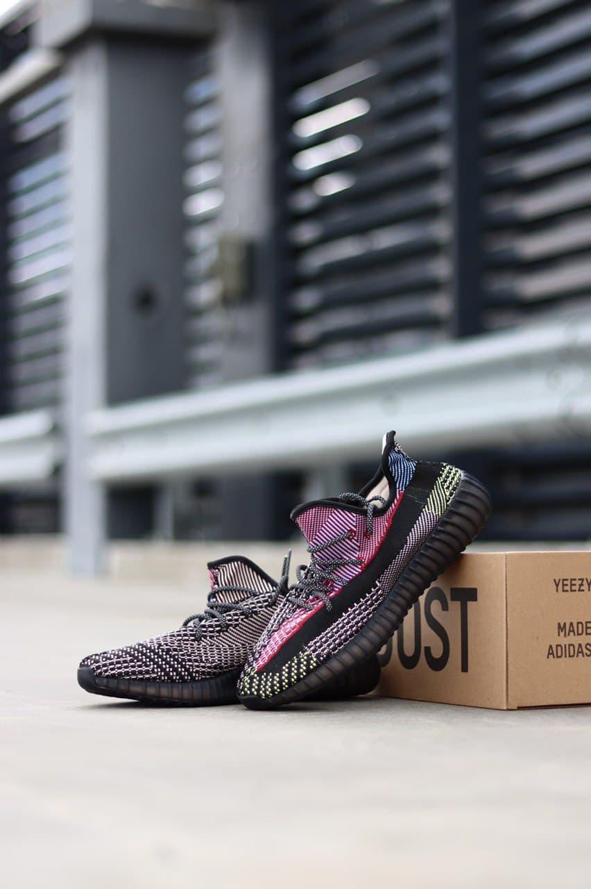 Adidas Yeezy Boost 350 V2 Holiday (Рефлективные шнурки)