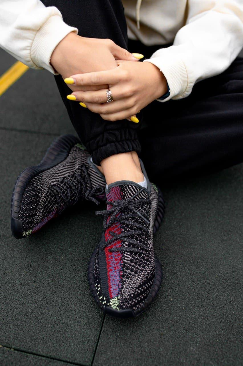 Adidas Yeezy Boost 350 V2 Holiday (Полный Рефлектив)