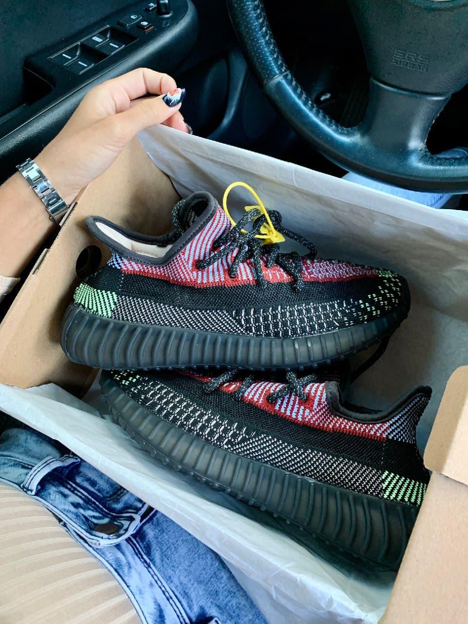 Adidas Yeezy Boost 350 V2 Holiday (Полный Рефлектив)