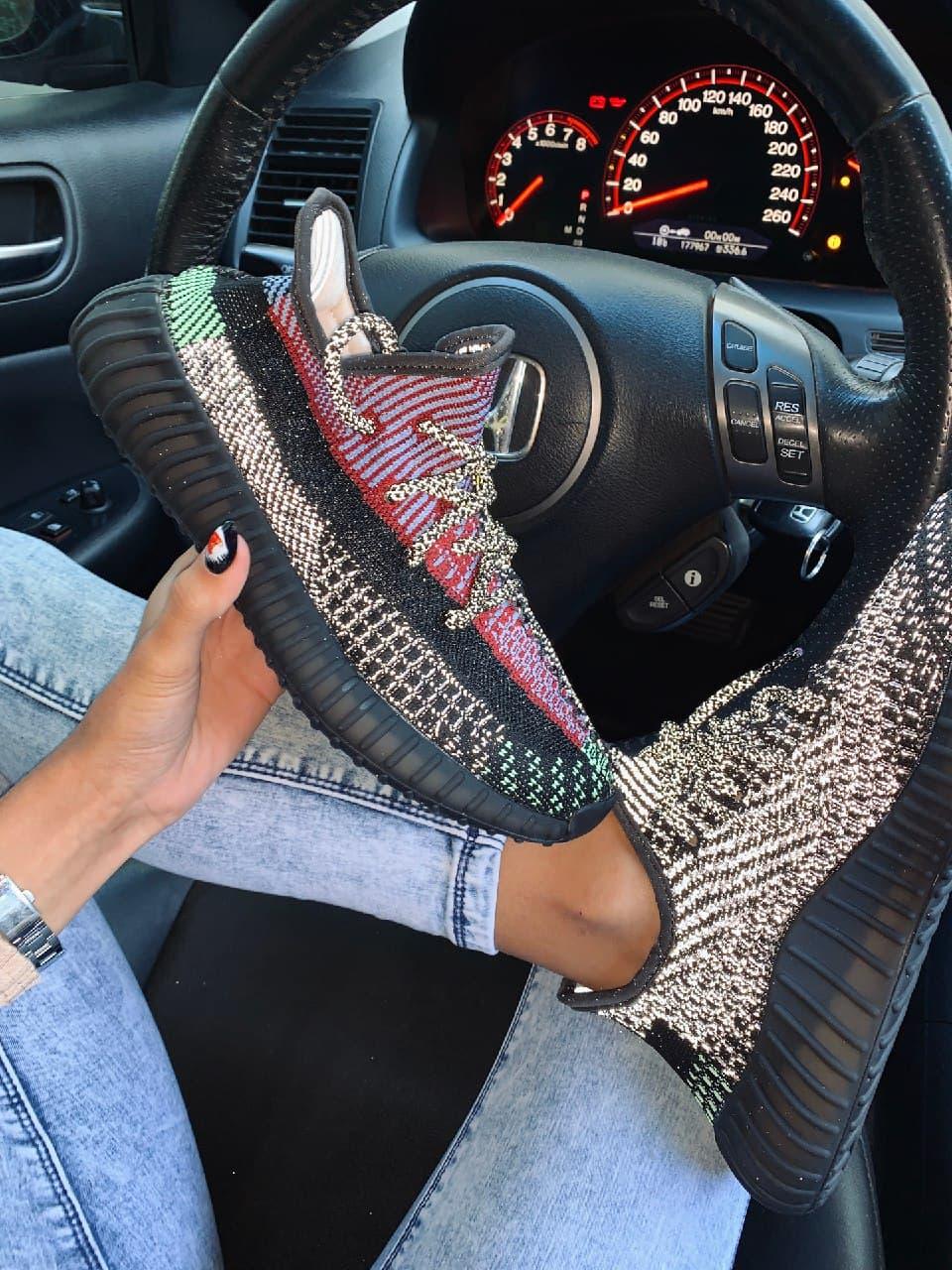 Adidas Yeezy Boost 350 V2 Holiday (Полный Рефлектив)