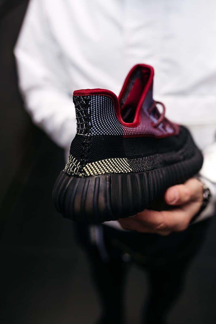 Adidas Yeezy Boost 350 V2 Holiday 2 (Повний Рефлектив)