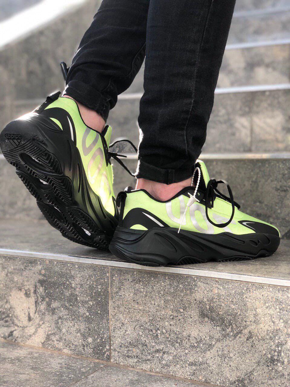 Adidas Yeezy Boost 700 LOGO Black Green