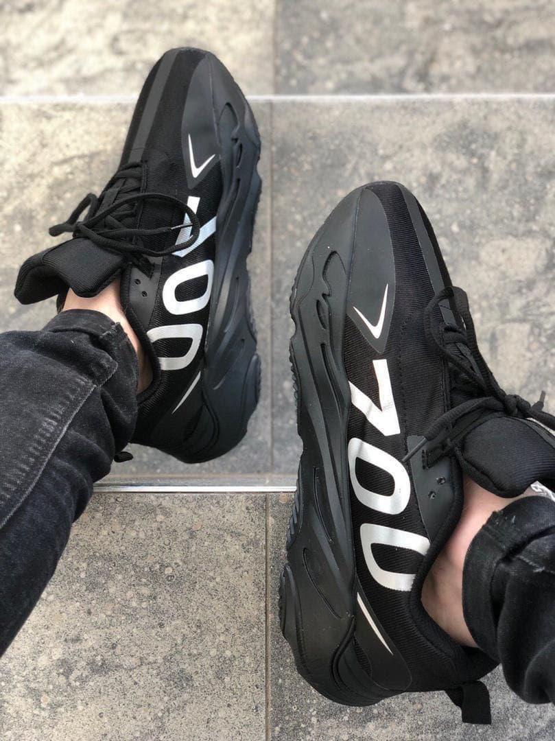 Adidas Yeezy Boost 700 LOGO Black