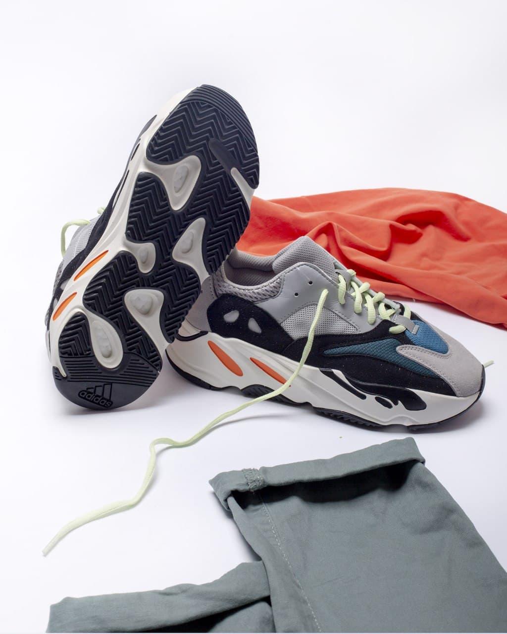 Adidas Yeezy Boost 700 V1 Wave Runner Solid