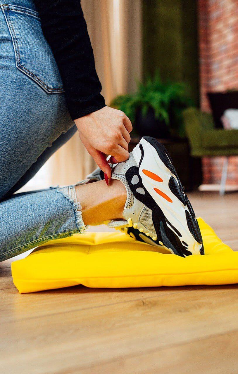 Adidas Yeezy Boost 700 V1 Wave Runner Solid