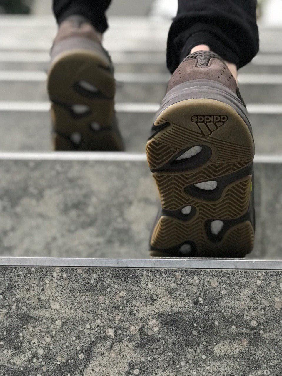 Adidas Yeezy Boost 700 V1 Mauve