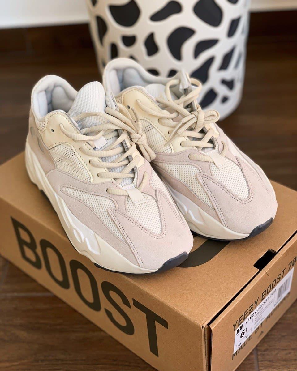 Adidas Yeezy Boost 700 V1 Analog