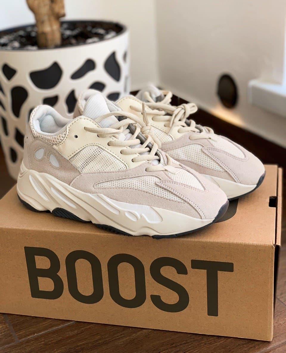 Adidas Yeezy Boost 700 V1 Analog