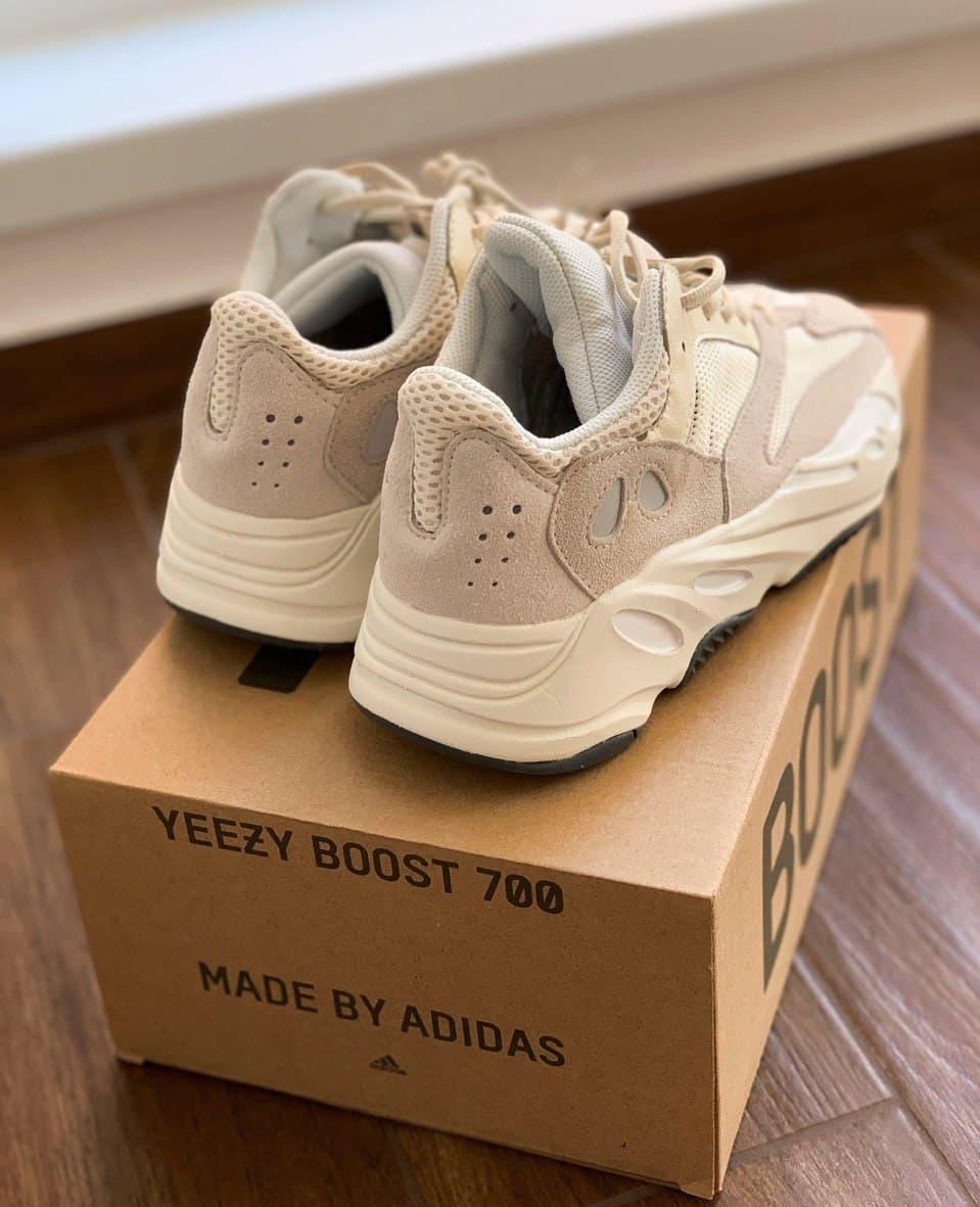 Adidas Yeezy Boost 700 V1 Analog