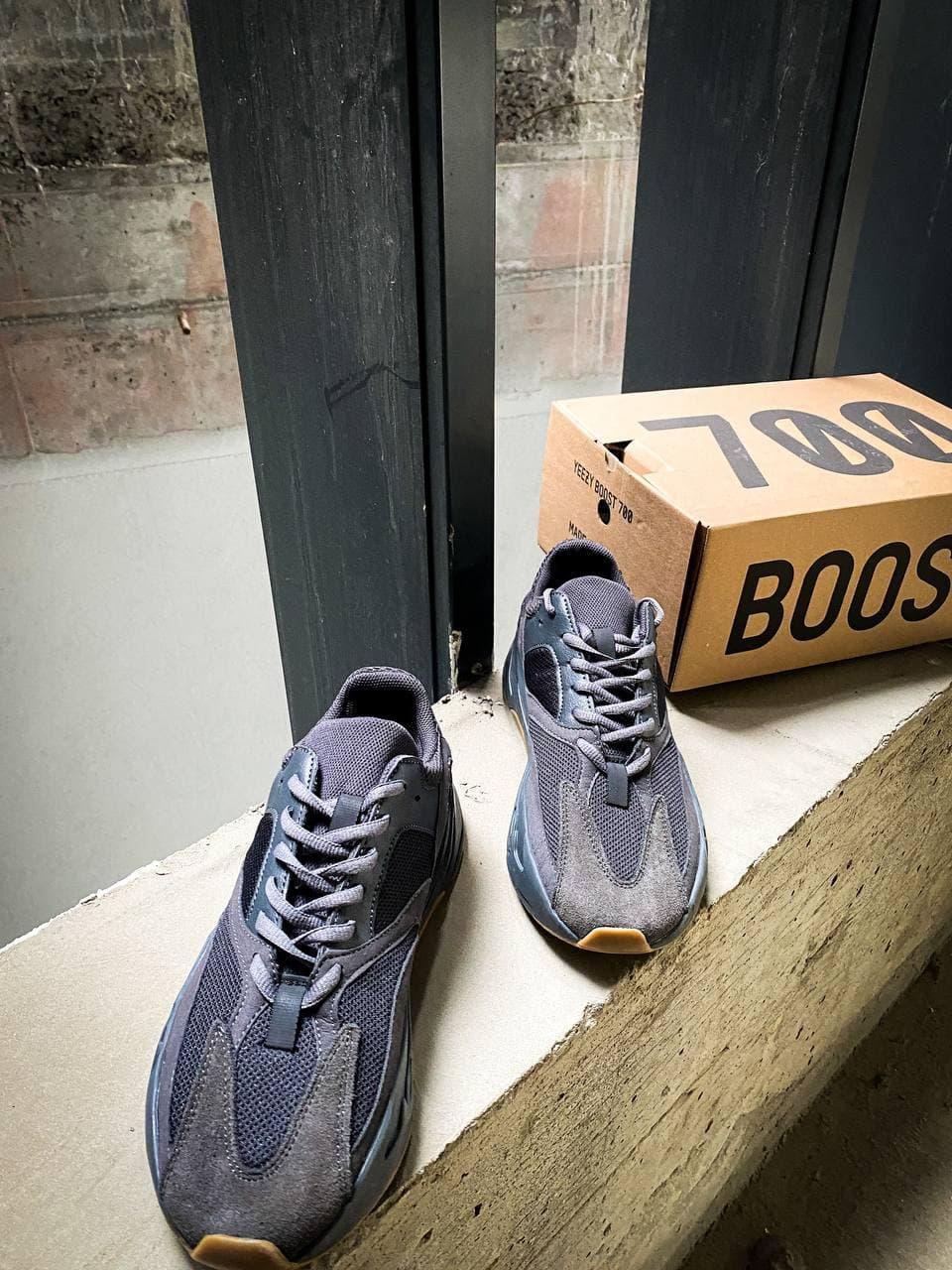 Adidas Yeezy Boost 700 V1 Wave Runner «Black Raw Rubber»