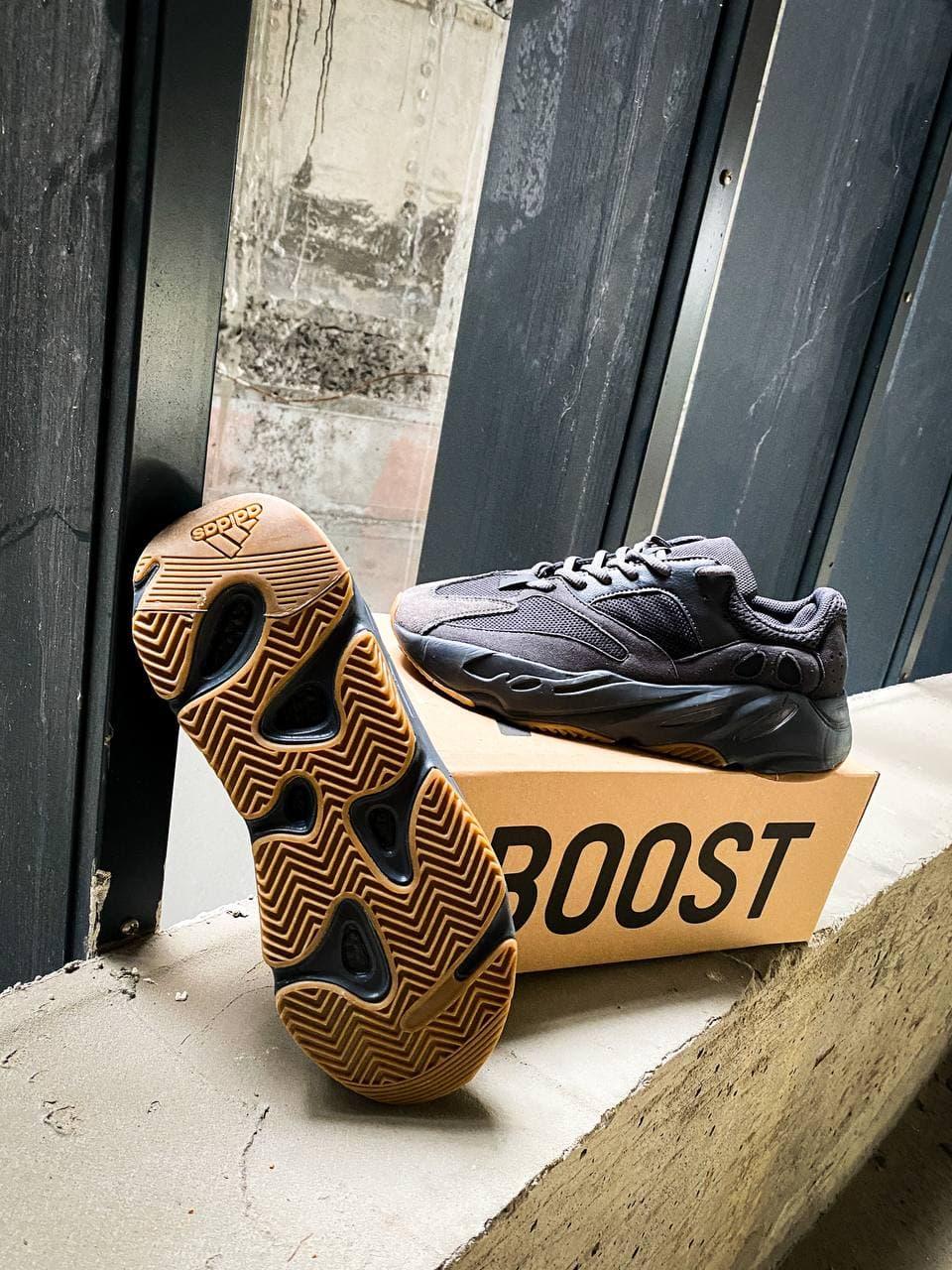 Adidas Yeezy Boost 700 V1 Wave Runner «Black Raw Rubber»