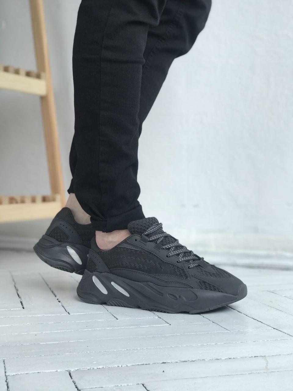 Adidas Yeezy Boost 700 V2 Vanta Leather Black
