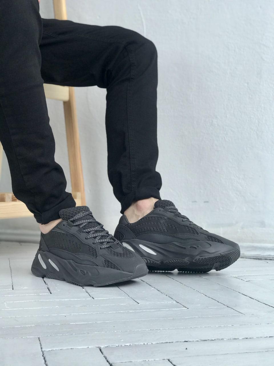 Adidas Yeezy Boost 700 V2 Vanta Leather Black