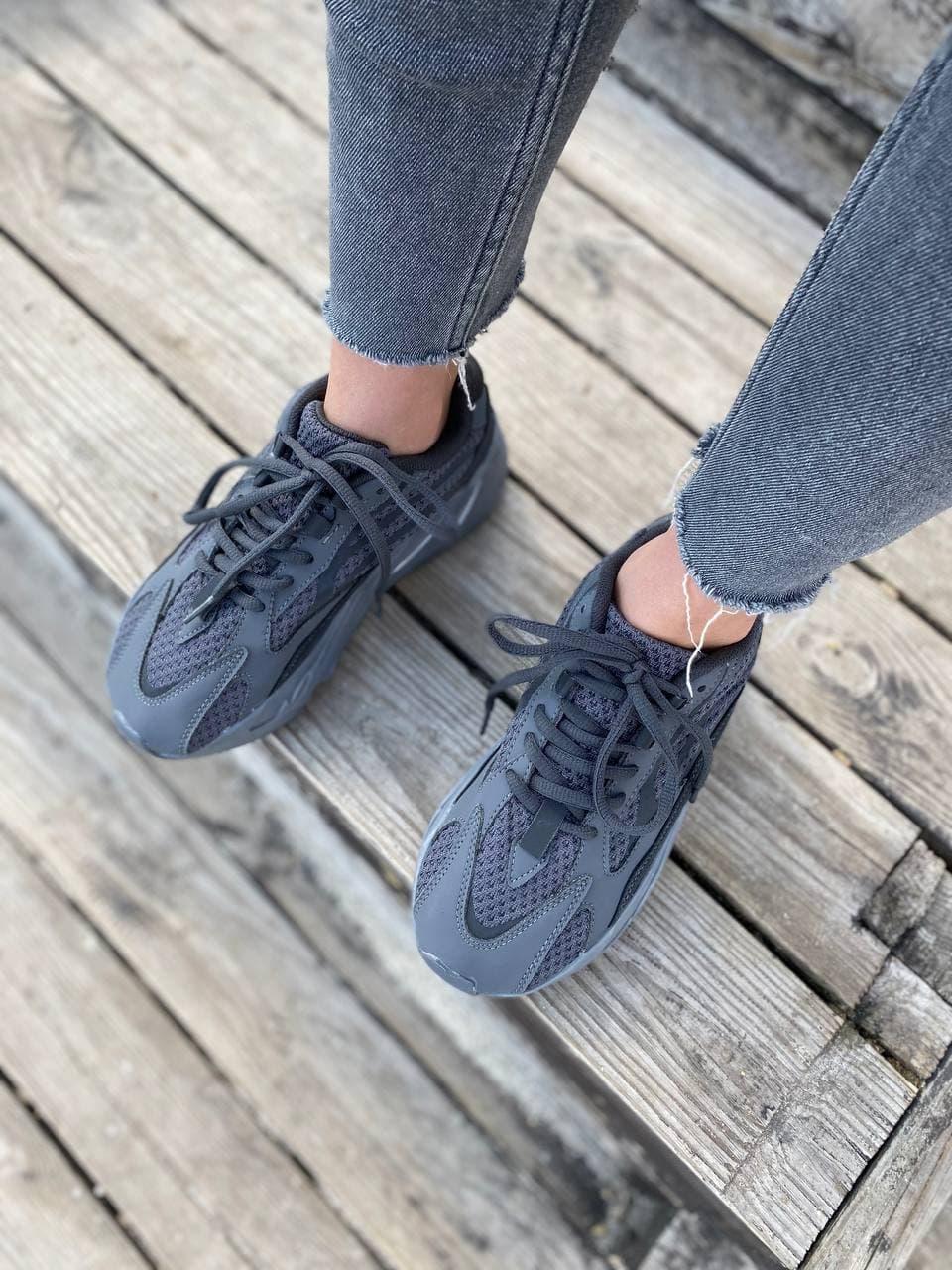 Adidas Yeezy Boost 700 V2 Vanta Leather Black White