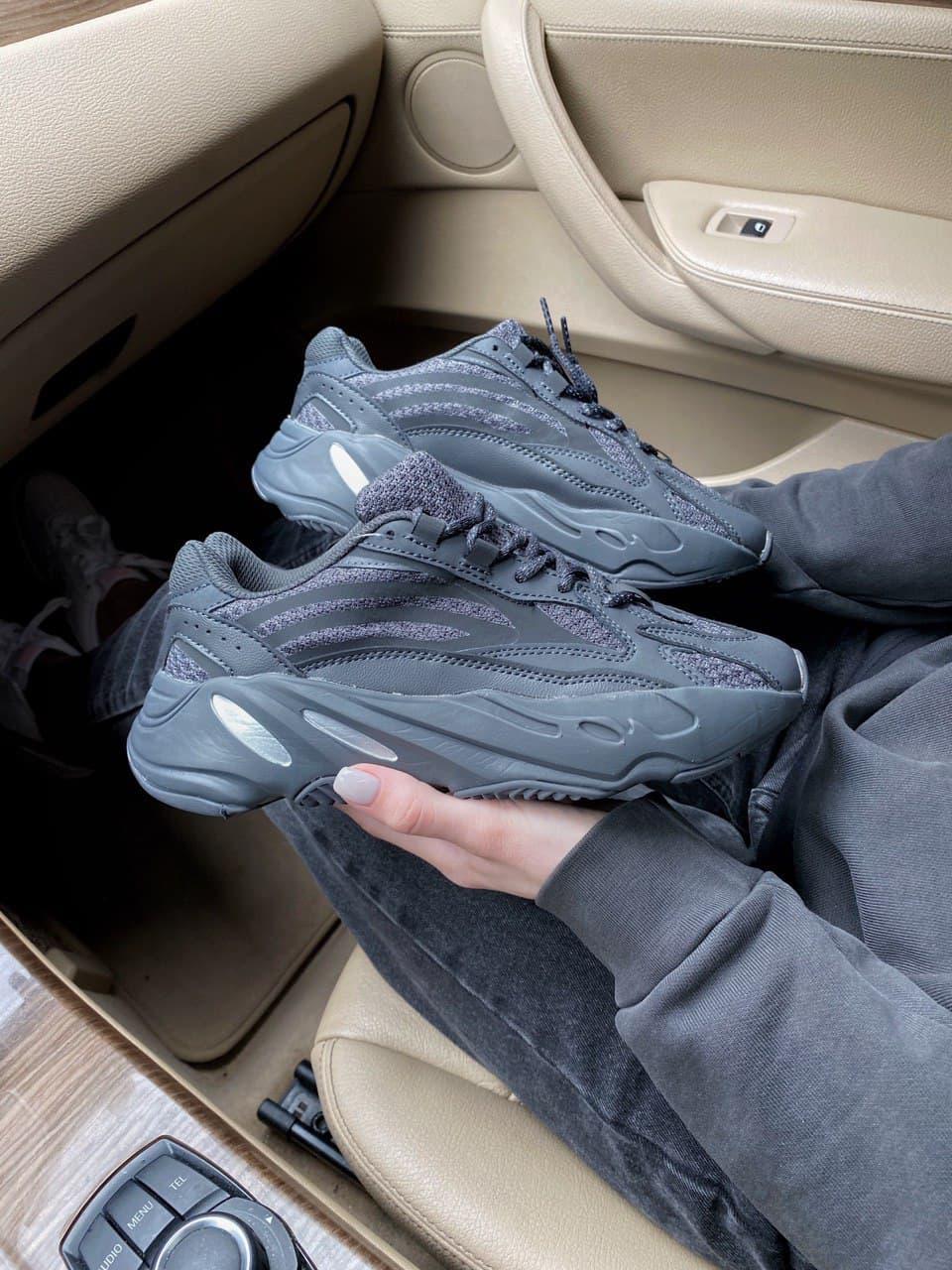 Adidas Yeezy Boost 700 V2 Vanta Leather Black White