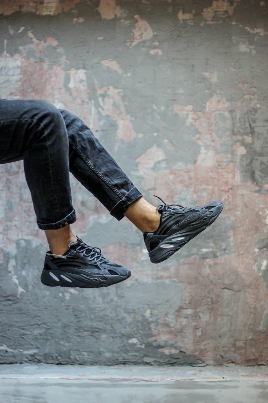 Adidas Yeezy Boost 700 V2 Black 2