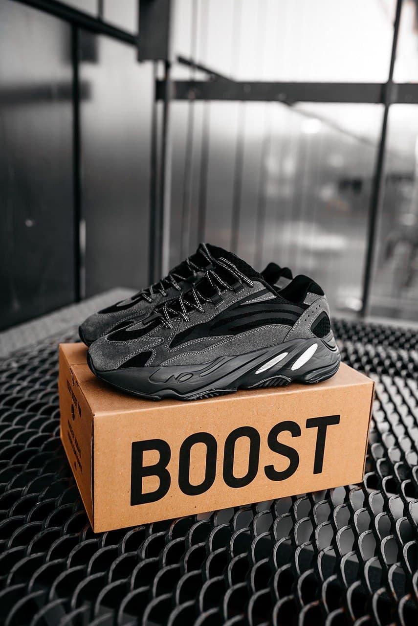 Adidas Yeezy Boost 700 V2 Black 2