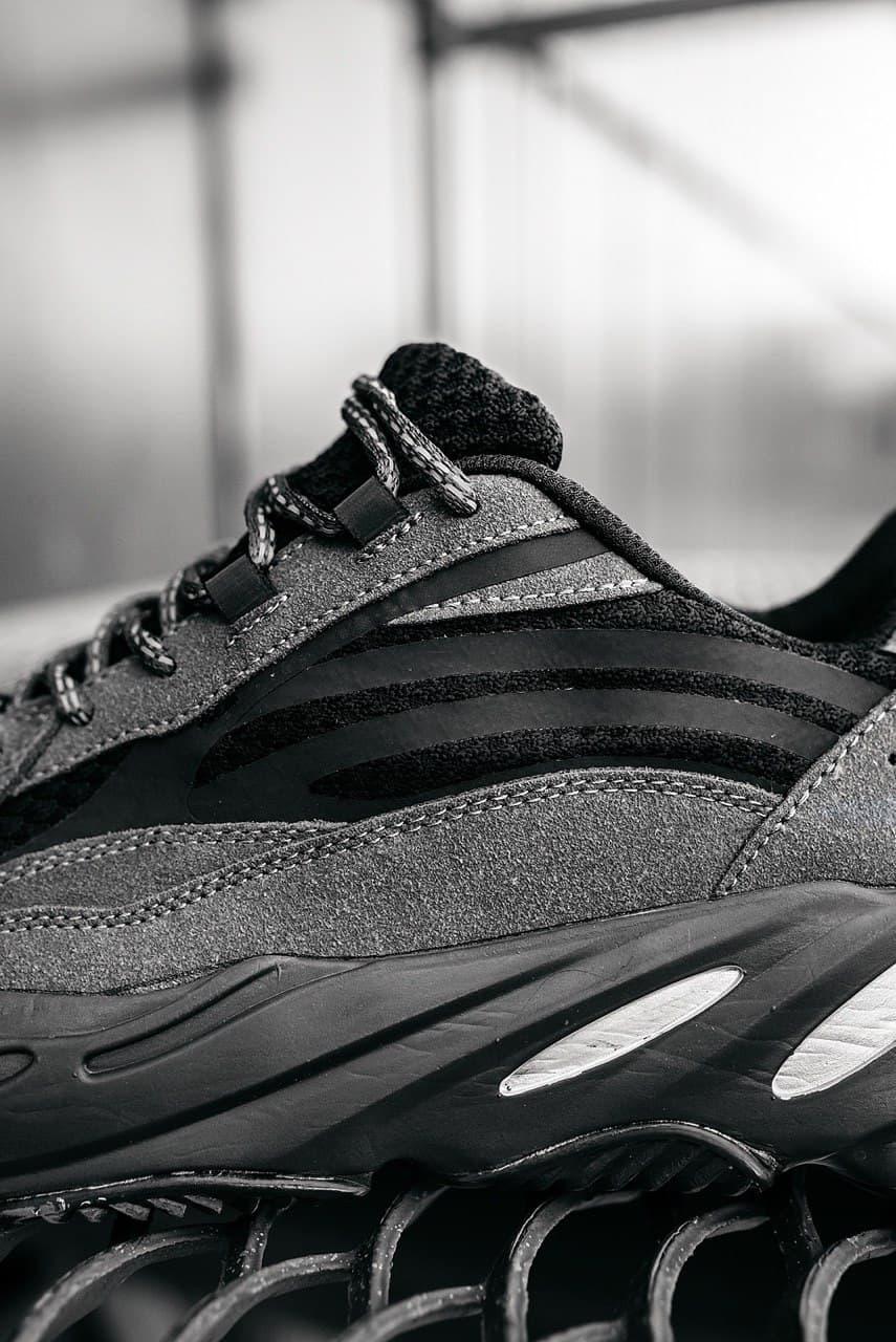 Adidas Yeezy Boost 700 V2 Black 2