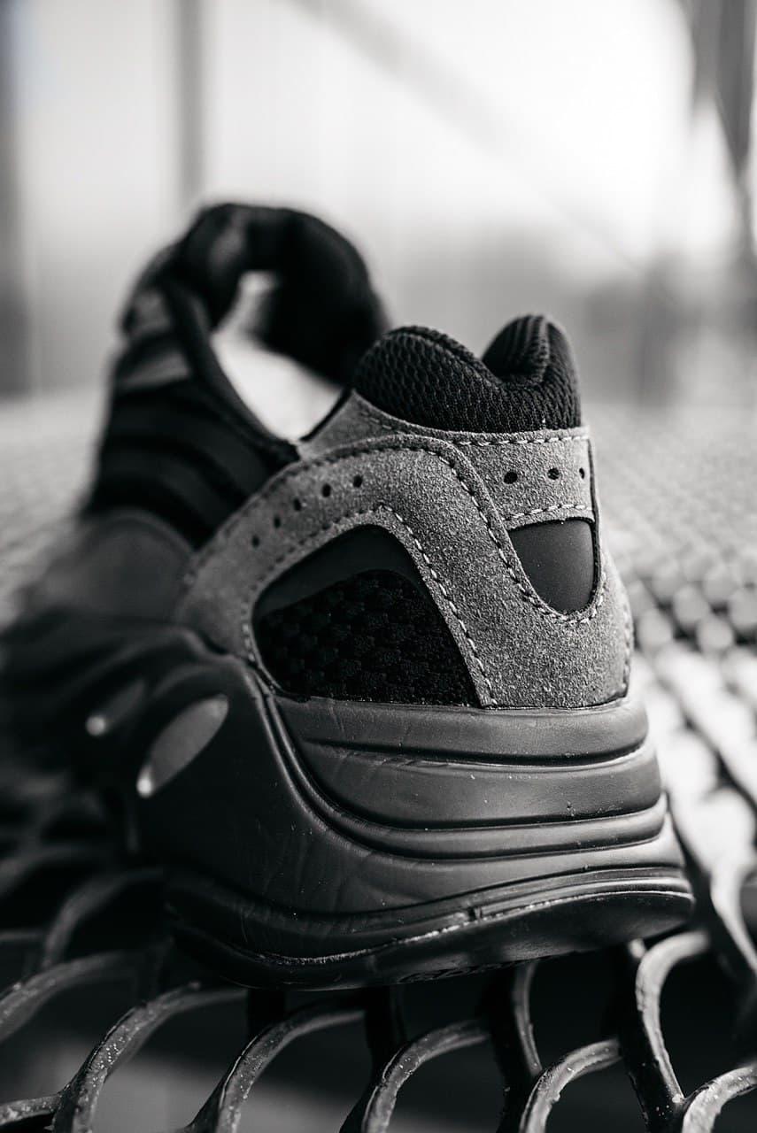 Adidas Yeezy Boost 700 V2 Black 2
