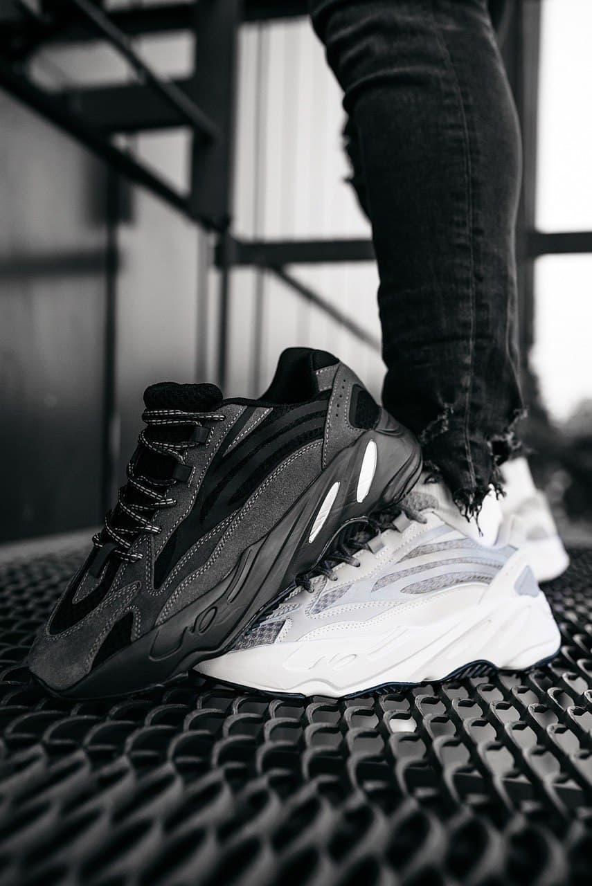 Adidas Yeezy Boost 700 V2 Black 2