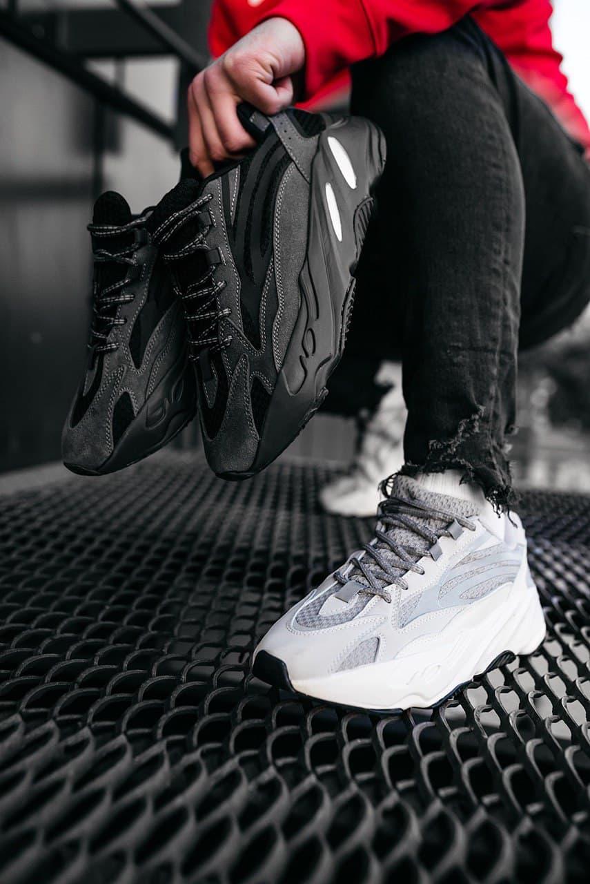 Adidas Yeezy Boost 700 V2 Black 2