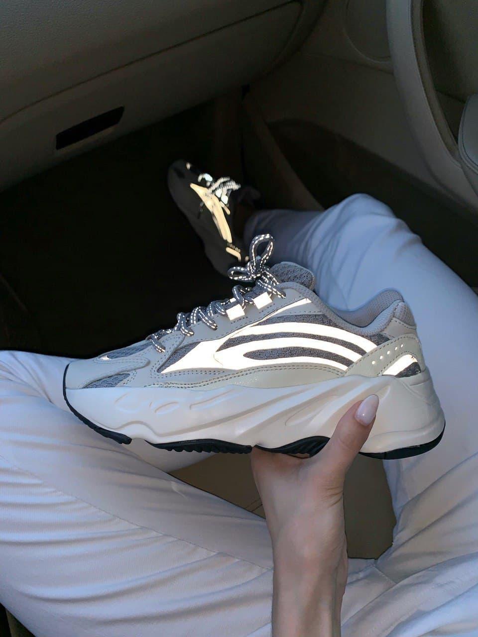 Adidas Yeezy Boost 700 V2 Static