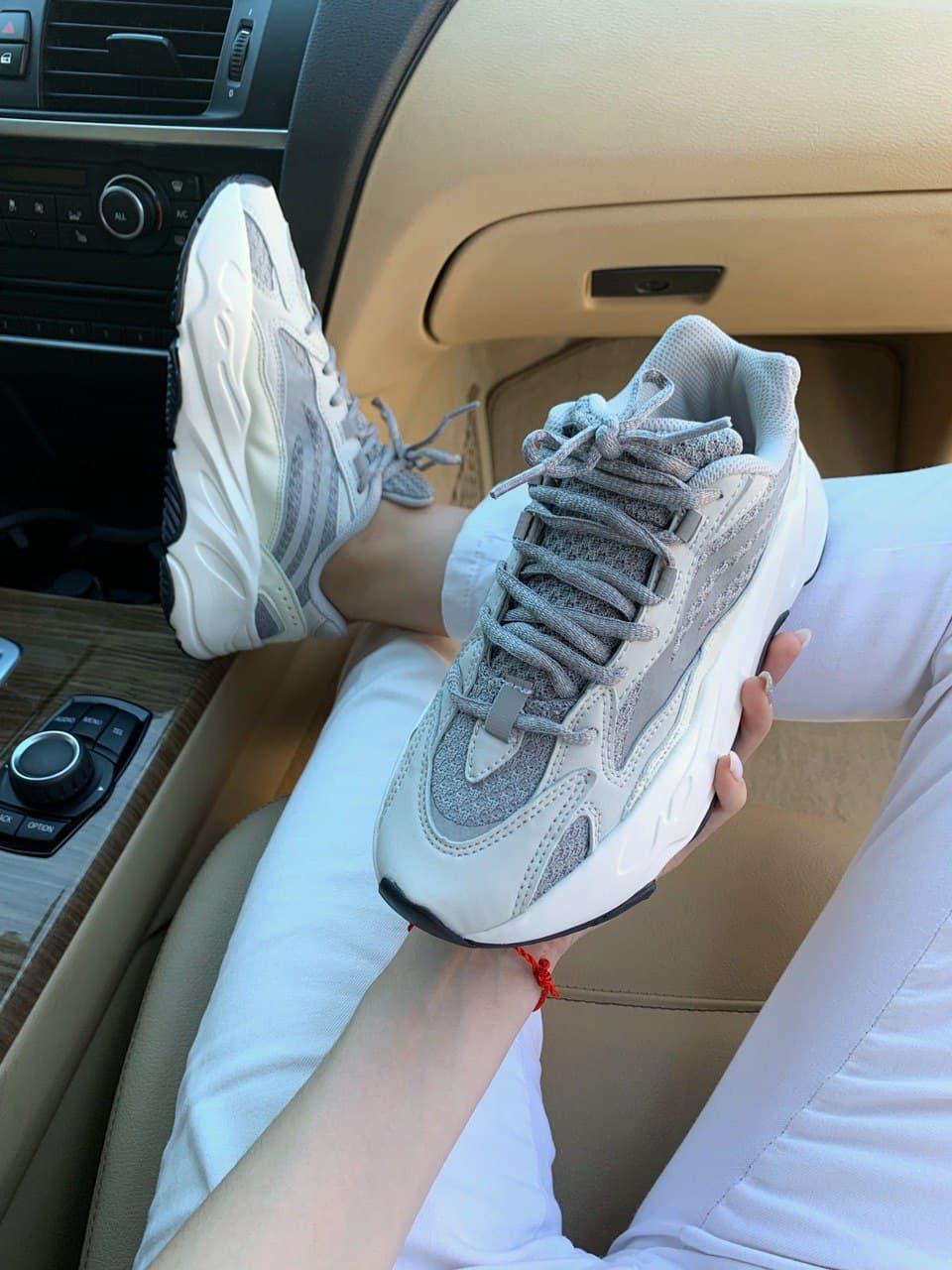 Adidas Yeezy Boost 700 V2 Static