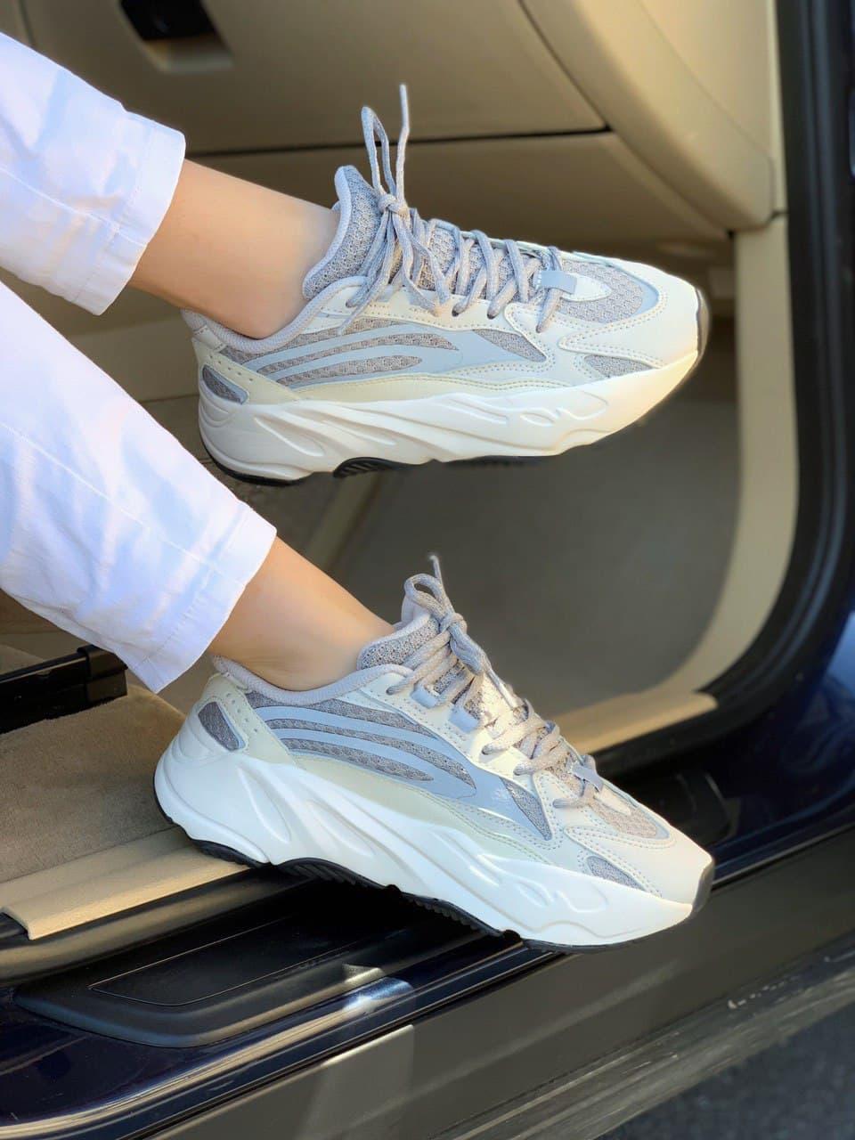 Adidas Yeezy Boost 700 V2 Static