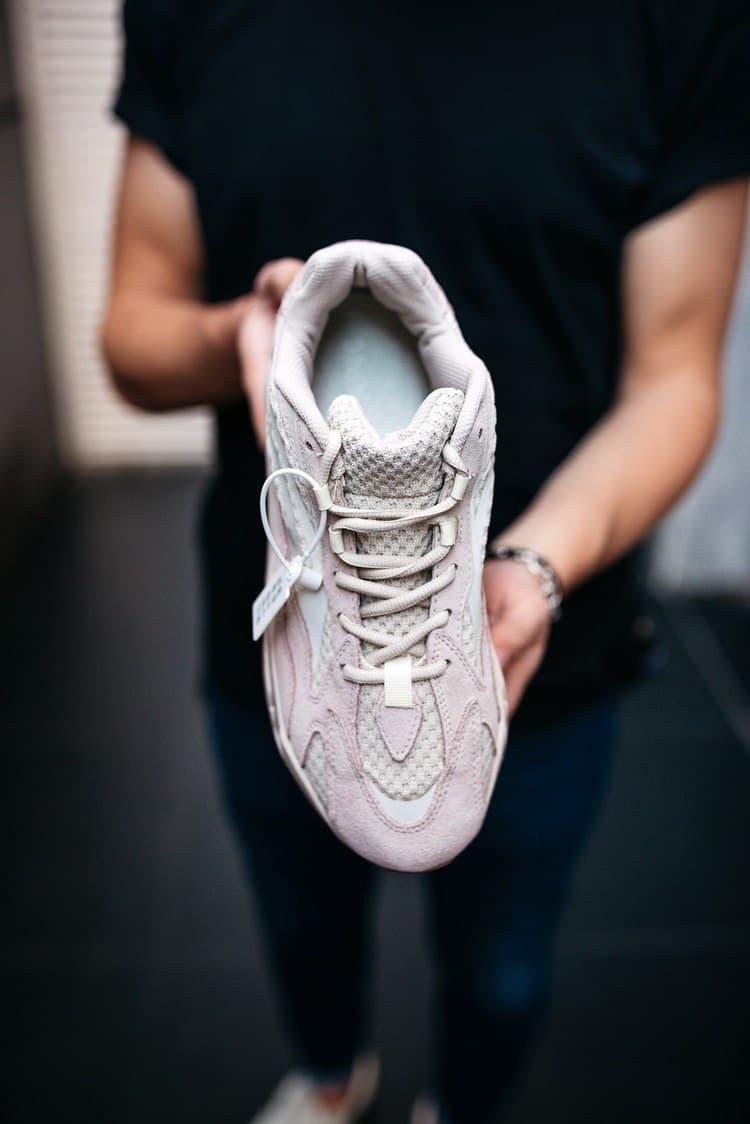 Adidas Yeezy Boost 700 V2 New 2019 Analog