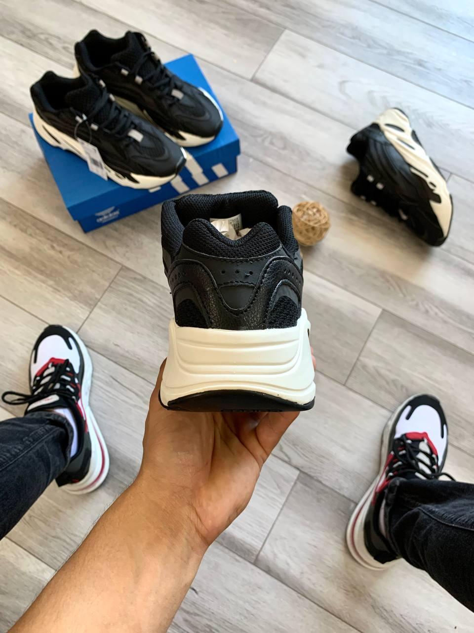 Adidas Yeezy Boost 700 V2 Black White