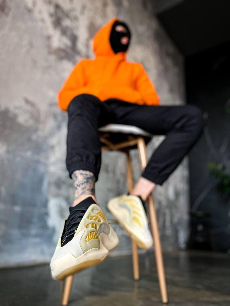 Adidas Yeezy Boost 700 V3 SRPHYM
