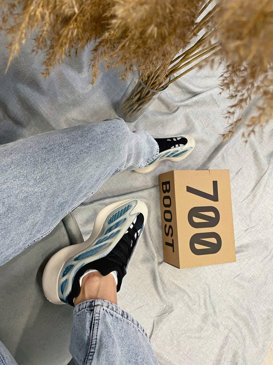 Adidas Yeezy Boost 700 V3 Kyanite
