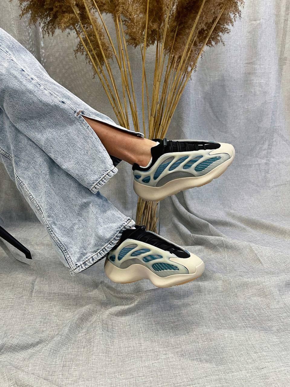 Adidas Yeezy Boost 700 V3 Kyanite