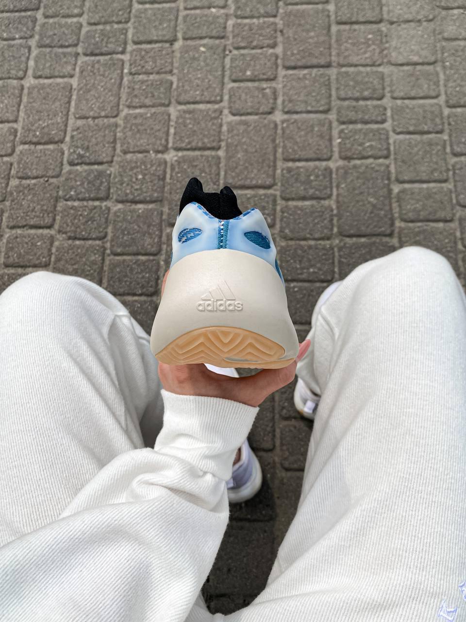 Adidas Yeezy Boost 700 V3 Kyanite