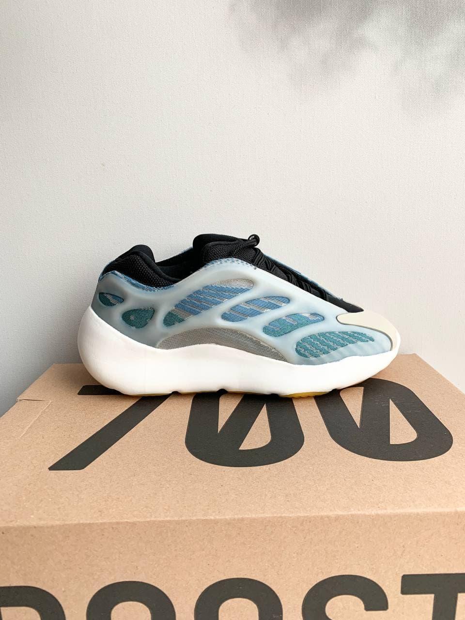 Adidas Yeezy Boost 700 V3 Kyanite 2