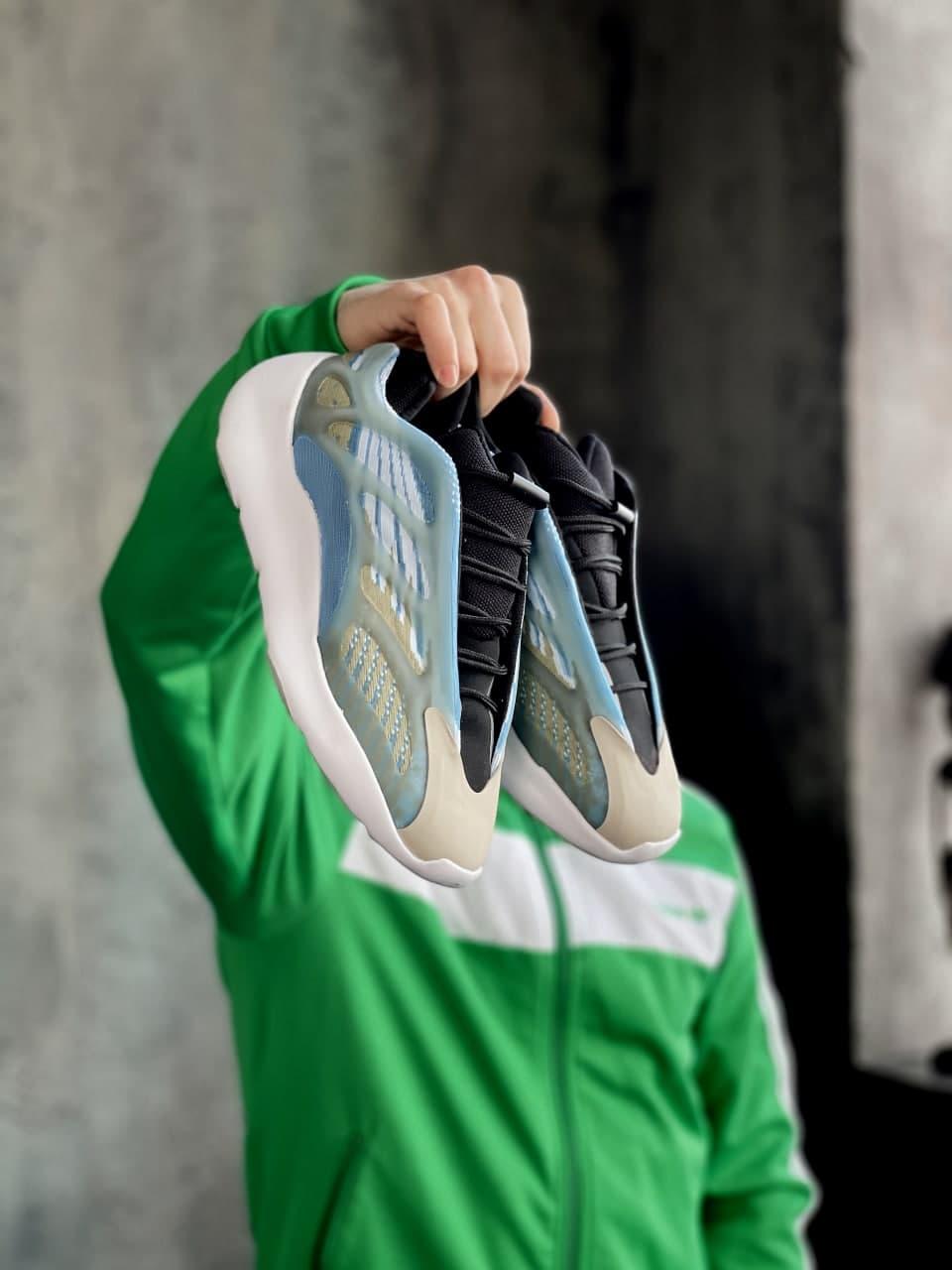 Adidas Yeezy Boost 700 V3 Azael Blue