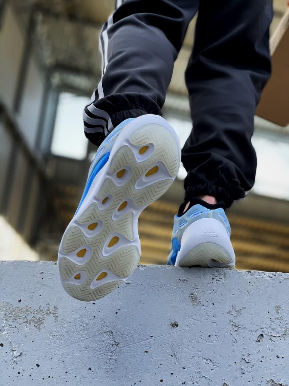 Adidas Yeezy Boost 700 V3 Arzareth 2