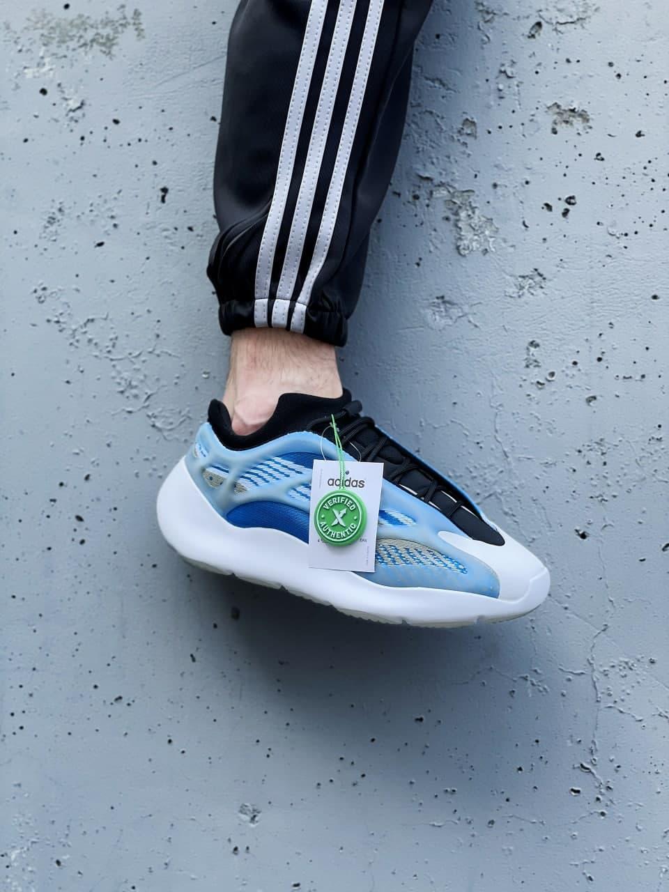 Adidas Yeezy Boost 700 V3 Arzareth 2
