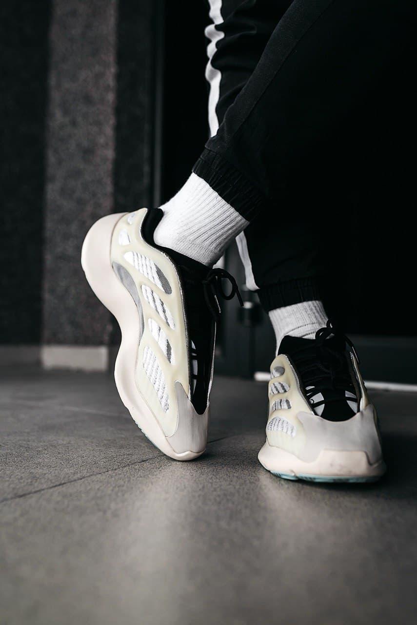 Adidas Yeezy Boost 700 V3 Azael