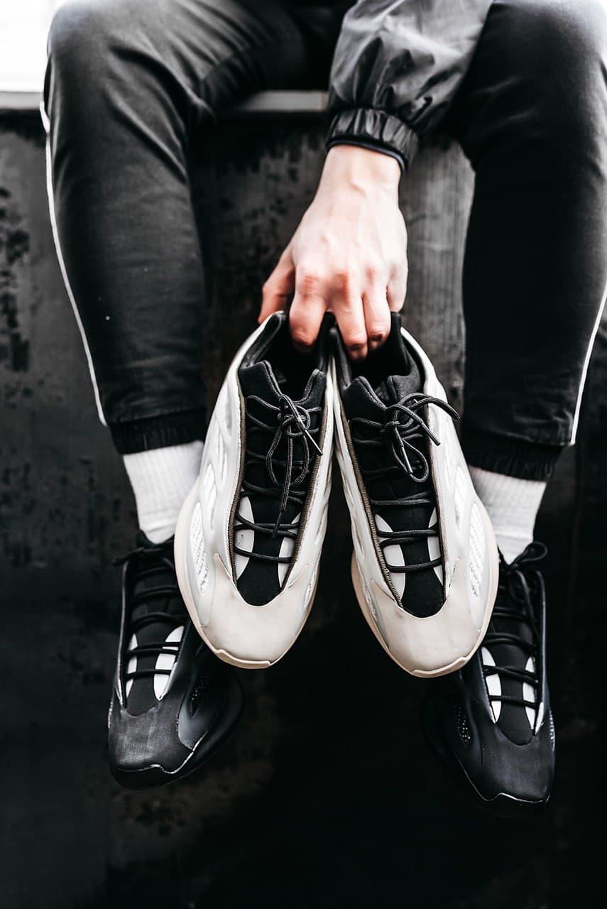 Adidas Yeezy Boost 700 V3 Azael