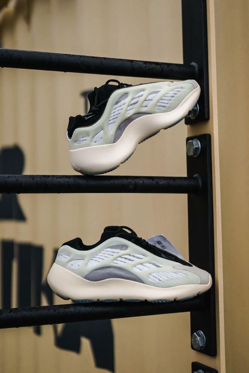 Adidas Yeezy Boost 700 V3 Azael