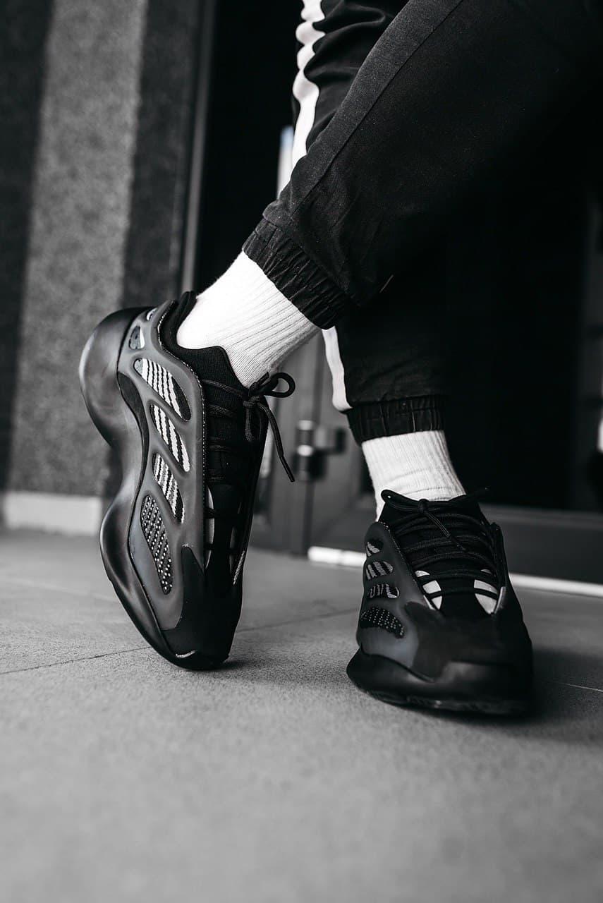 Adidas Yeezy Boost 700 V3 Black Alvah