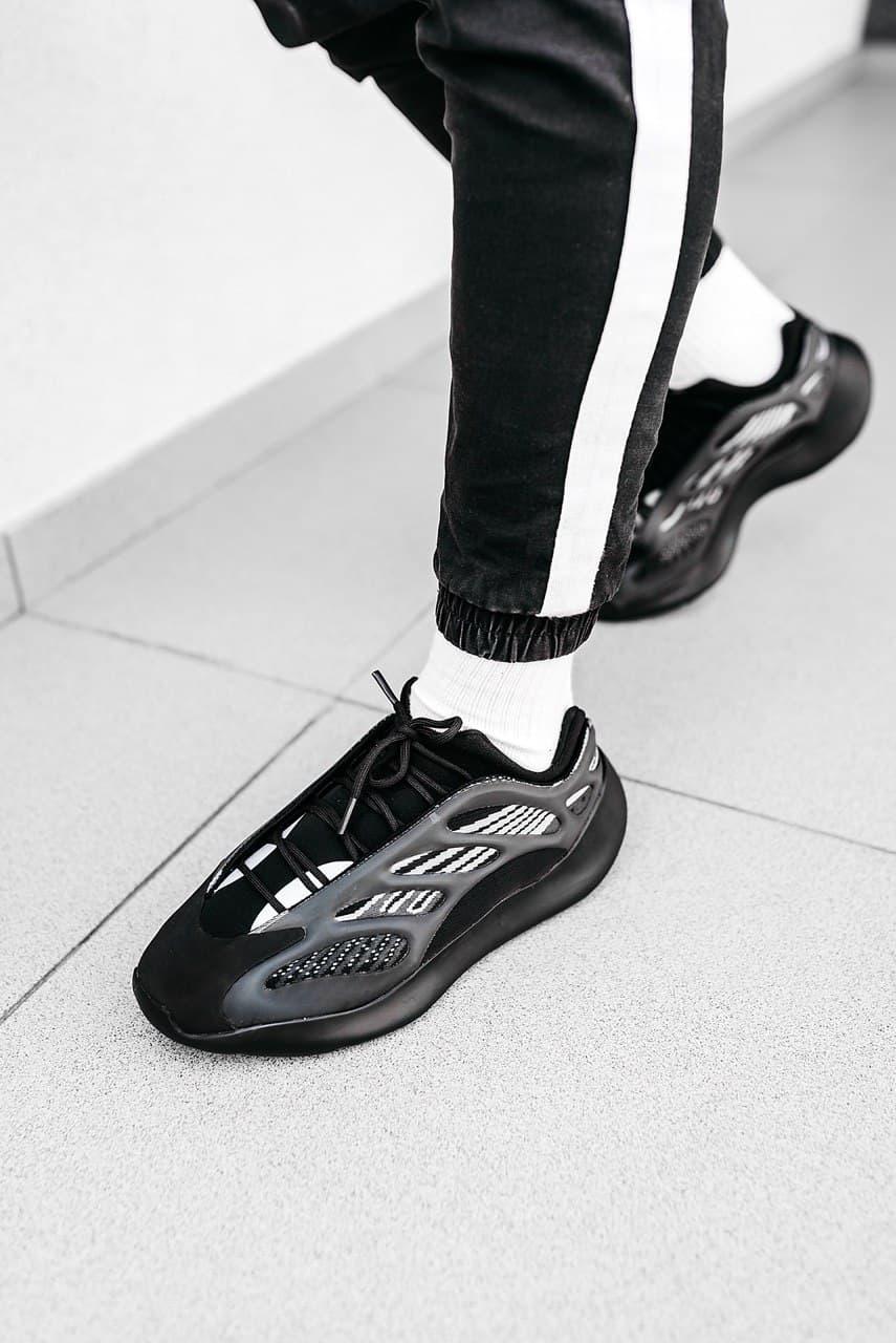 Adidas Yeezy Boost 700 V3 Black Alvah